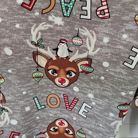 No Boundaries Women's Festive Reindeer Gray Fleece Lined Leggings - Picture 3 of 5